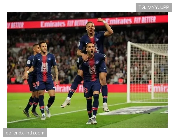 内马尔姆巴佩MCN组合再发威,巴黎圣日耳曼强势登顶法甲积分榜 内马尔姆巴佩MCN组合再发威,巴黎圣日耳曼强势登顶法甲积分榜